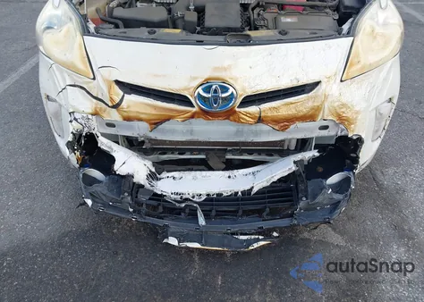 2013 Toyota Prius Three z USA, uszkodzony, nr VIN JTDKN3DU4D5703697